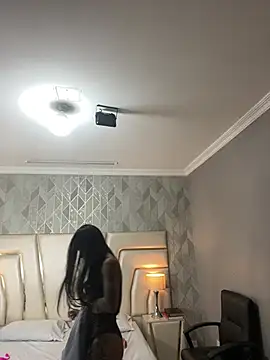 AnahisBennett online show from 04/02/26, 03:57