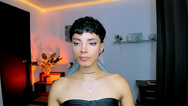 Snapshot of nilam_valker chatting on 10/22/25, 11:03 nilam valker online show from 10/22/25, 11:03