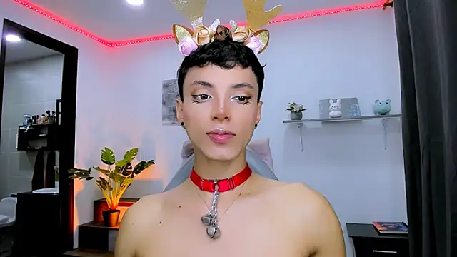 Snapshot of nilam_valker chatting on 10/05/25, 12:01 nilam valker online show from 10/05/25, 12:01