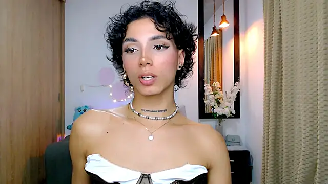 Snapshot of nilam_valker chatting on 03/06/25, 03:24 nilam valker online show from 03/06/25, 03:24