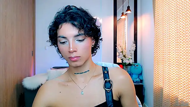 Snapshot of nilam_valker chatting on 03/15/25, 05:37 nilam valker online show from 03/15/25, 05:37