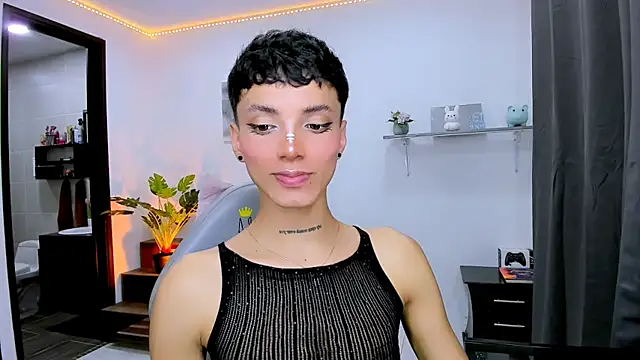 Snapshot of nilam_valker chatting on 09/20/25, 12:59 nilam valker online show from 09/20/25, 12:59