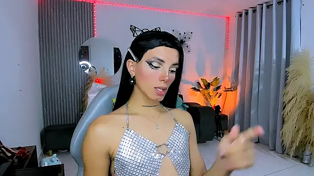 nilam valker online show from 11/16/25, 12:37