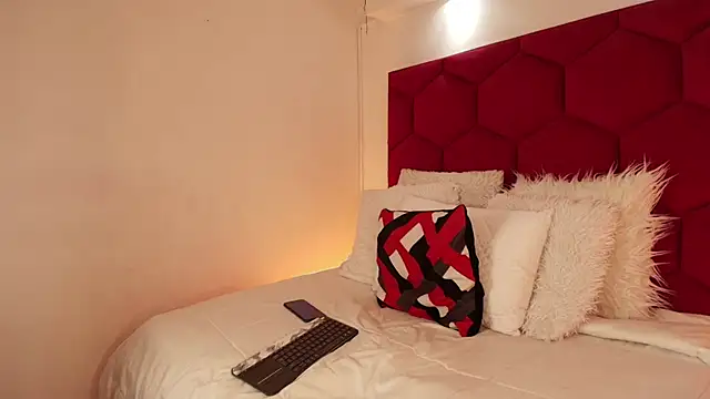 LoreleyNovoa online show from 11/15/25, 04:05