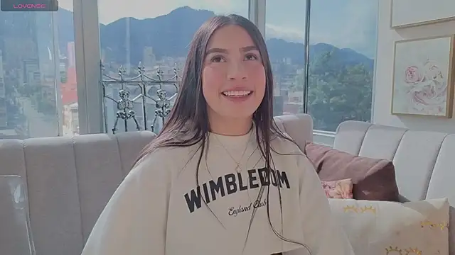 Snapshot of Ivanna_West chatting on 10/19/25, 01:36 Ivanna West online show from 10/19/25, 01:36