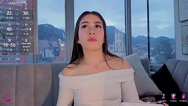 Snapshot of Ivanna_West chatting on 11/24/25, 11:32 Ivanna West online show from 11/24/25, 11:32