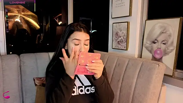 Ivanna West online show from 01/08/26, 10:10