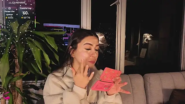 Snapshot of Ivanna_West chatting on 11/05/25, 09:56 Ivanna West online show from 11/05/25, 09:56