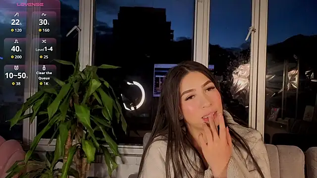 Snapshot of Ivanna_West chatting on 10/07/25, 10:27 Ivanna West online show from 10/07/25, 10:27