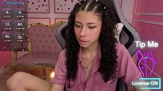 danatella a online show from 11/18/25, 02:49