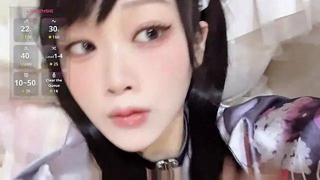 Snapshot of yueyue2003 chatting on 05/03/26, 12:31 yueyue2003 online show from 05/03/26, 12:31