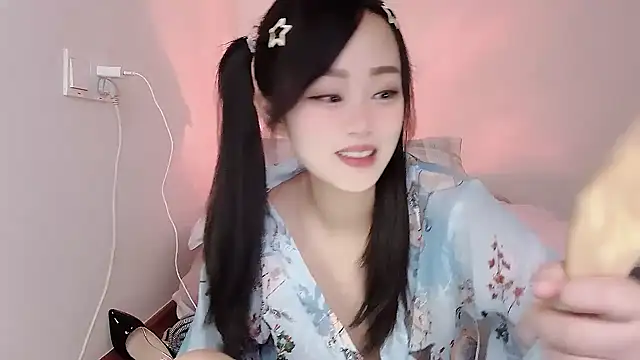 yueyue2003 online show from 03/06/25, 09:20