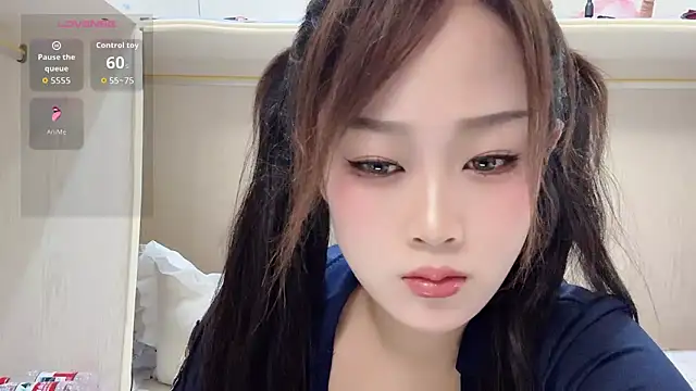 yueyue2003 online show from 02/19/26, 12:57