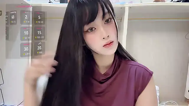 Snapshot of yueyue2003 chatting on 06/02/26, 12:27 yueyue2003 online show from 06/02/26, 12:27