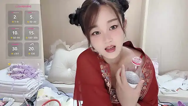yueyue2003 online show from 09/27/25, 05:02