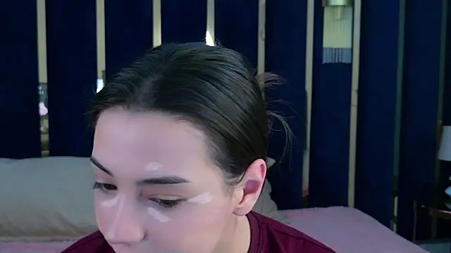 Alice Deleon online show from 04/05/26, 10:55