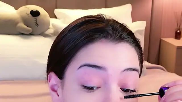 Alice Deleon online show from 11/24/25, 06:13