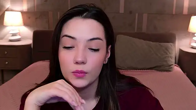 Alice Deleon online show from 04/01/26, 11:00