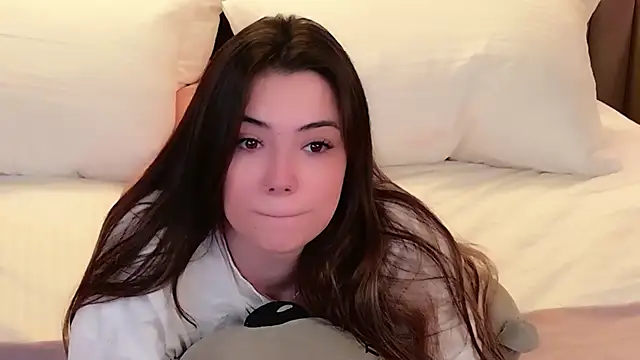 Alice Deleon online show from 11/23/25, 11:31