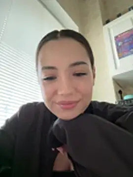 Snapshot of Alice_Deleon chatting on 03/03/26, 11:39 Alice Deleon online show from 03/03/26, 11:39