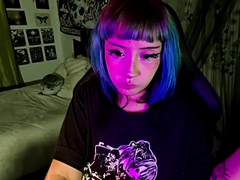 blue katt online show from 10/27/25, 10:54