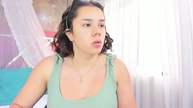 EmmaSulivan online show from 10/16/25, 01:08