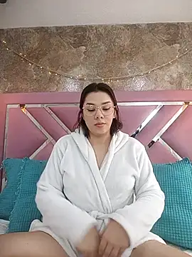 EmmaSulivan online show from 10/24/25, 02:38