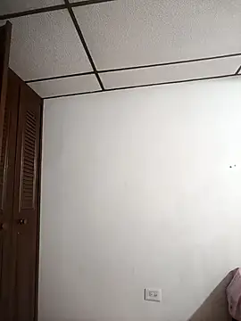 EmmaSulivan online show from 12/18/25, 10:19