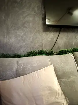 EmmaSulivan online show from 11/26/25, 11:43