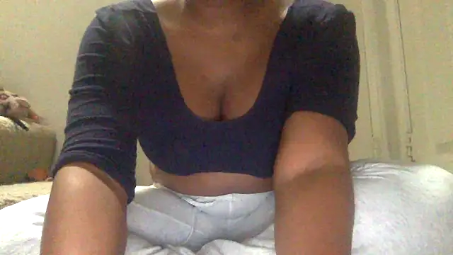 icedcoffeex online show from 04/15/26, 10:32