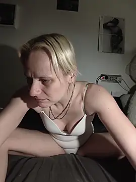 Miss candymandy online show from 02/08/26, 11:46