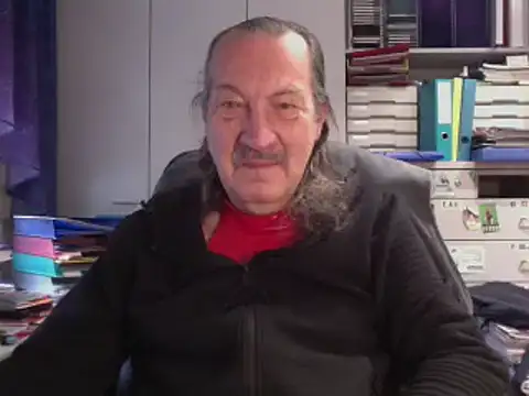 HMStraps01 online show from 12/10/24, 11:00