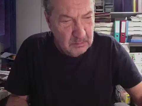 HMStraps01 online show from 01/16/25, 07:28