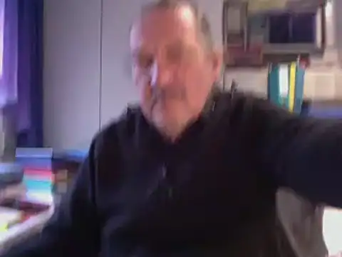 HMStraps01 online show from 12/06/24, 02:00