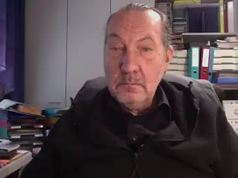 HMStraps01 online show from 01/15/25, 12:15