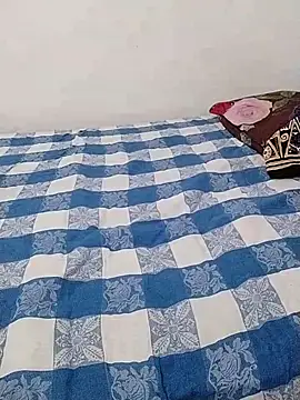 SLbeaty online show from 10/24/25, 01:59