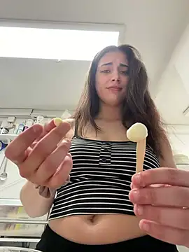 sexymelli18 online show from 05/14/26, 10:01