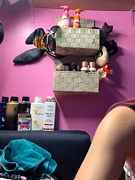 sexymelli18 online show from 01/05/26, 07:06