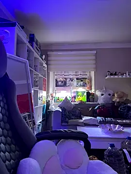 sexymelli18 online show from 09/27/25, 05:52