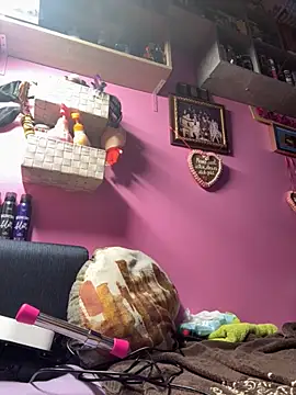 sexymelli18 online show from 10/15/25, 05:21