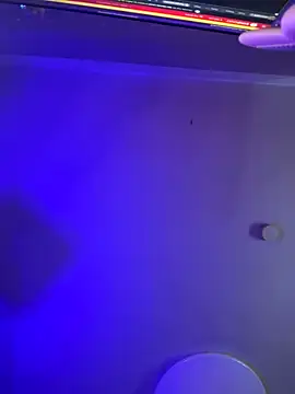 sexymelli18 online show from 09/26/25, 05:20