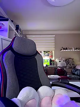 sexymelli18 online show from 09/10/25, 05:34