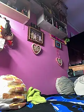 sexymelli18 online show from 10/19/25, 05:26