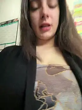 sexymelli18 online show from 05/01/26, 08:19