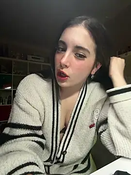 sexymelli18 online show from 04/06/26, 06:53