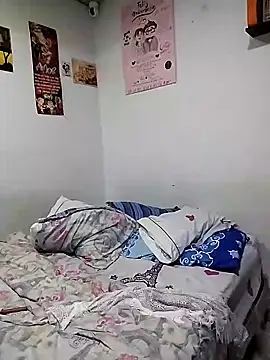 Snapshot of TroopingLocution chatting on 04/16/26, 02:01 TroopingLocution online show from 04/16/26, 02:01