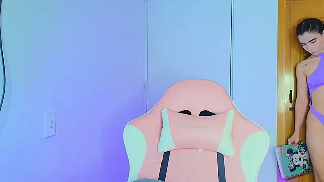 Peach Rose  online show from 03/14/25, 09:10