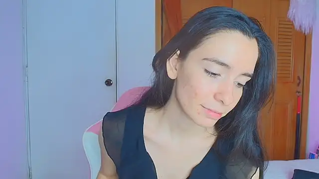 Peach Rose  online show from 11/09/25, 08:46