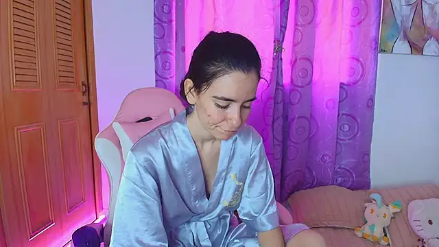 Peach Rose  online show from 09/13/25, 05:46