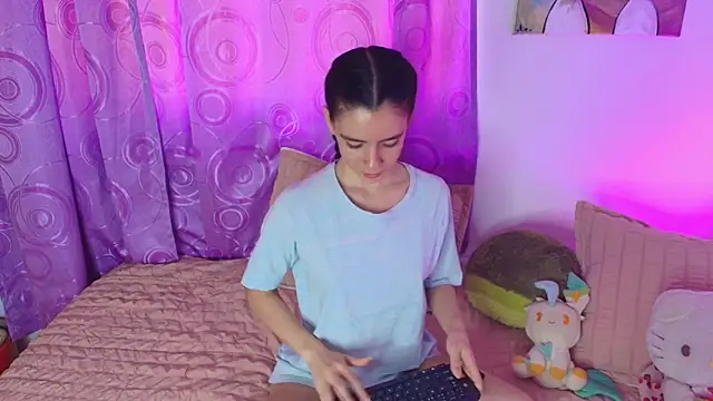 Peach Rose  online show from 11/05/25, 07:06